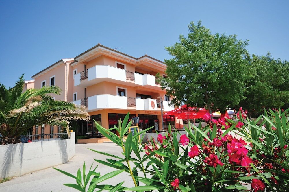 Фото Hotel Laguna