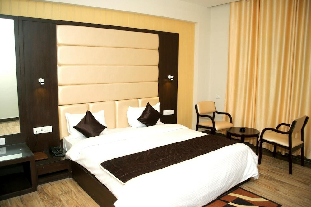 Фото Hotel Lavanya Palace