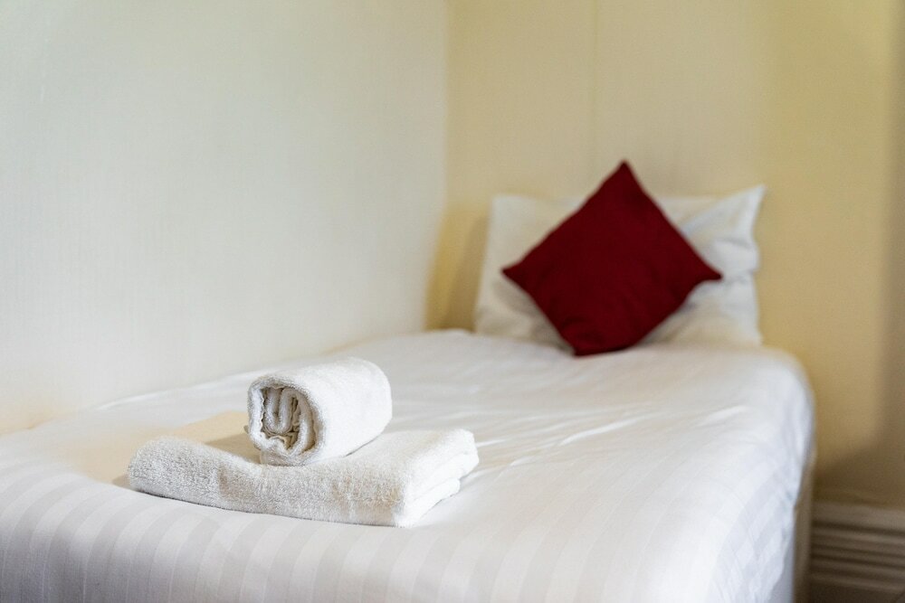 Фото The Royal Hotel Crewe