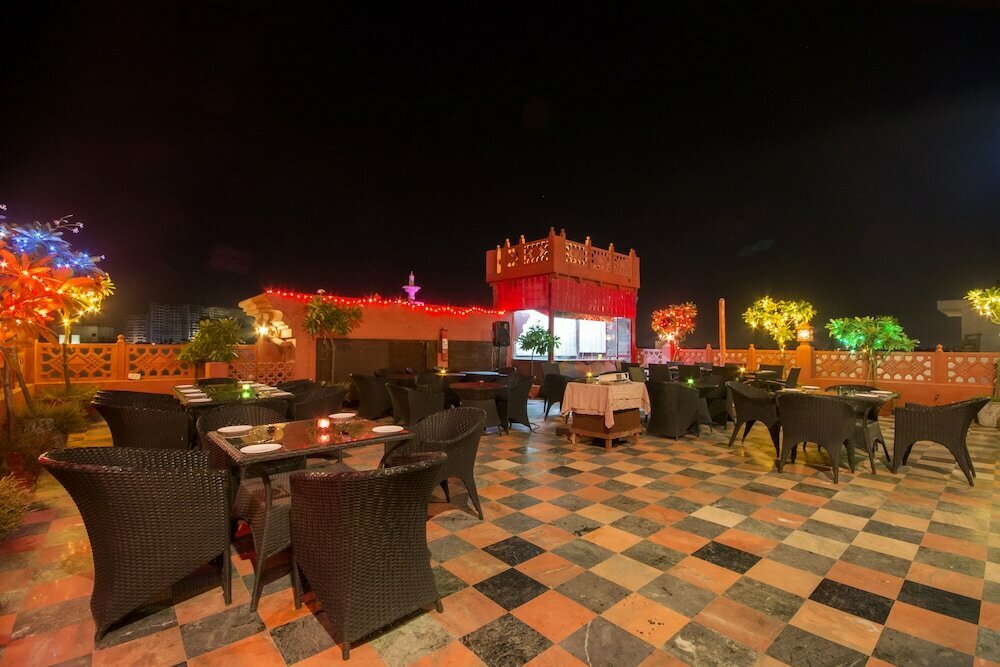 Hotel Siris 18, Uttar Pradesh, photo