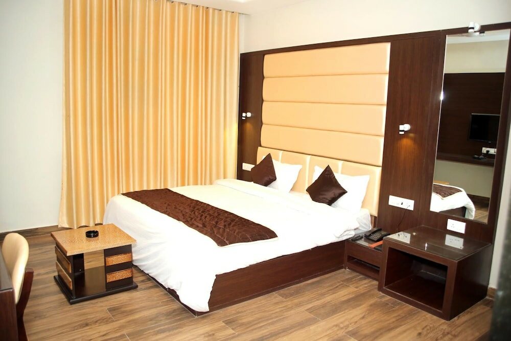 Фото Hotel Lavanya Palace