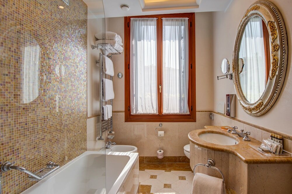 Фото Hotel Canal Grande