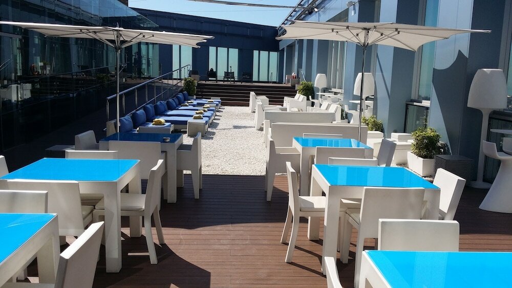 Фото Novotel Barcelona City