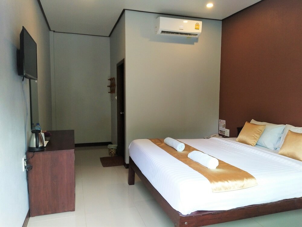 Фото Rossarin Garden Resort 2