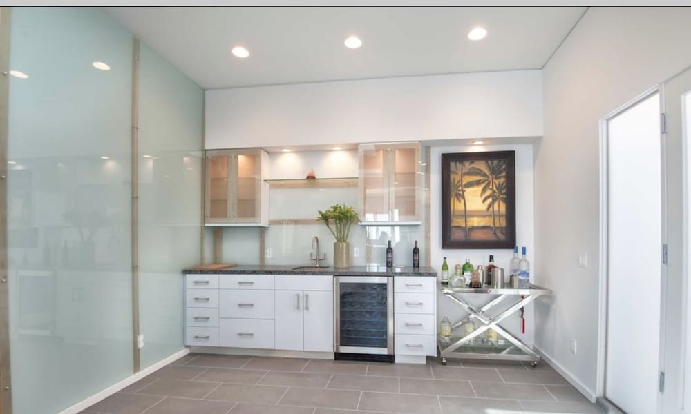 Фото Malibu Ocean Front Villa