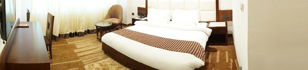 Фото Hotel Citi Palaza