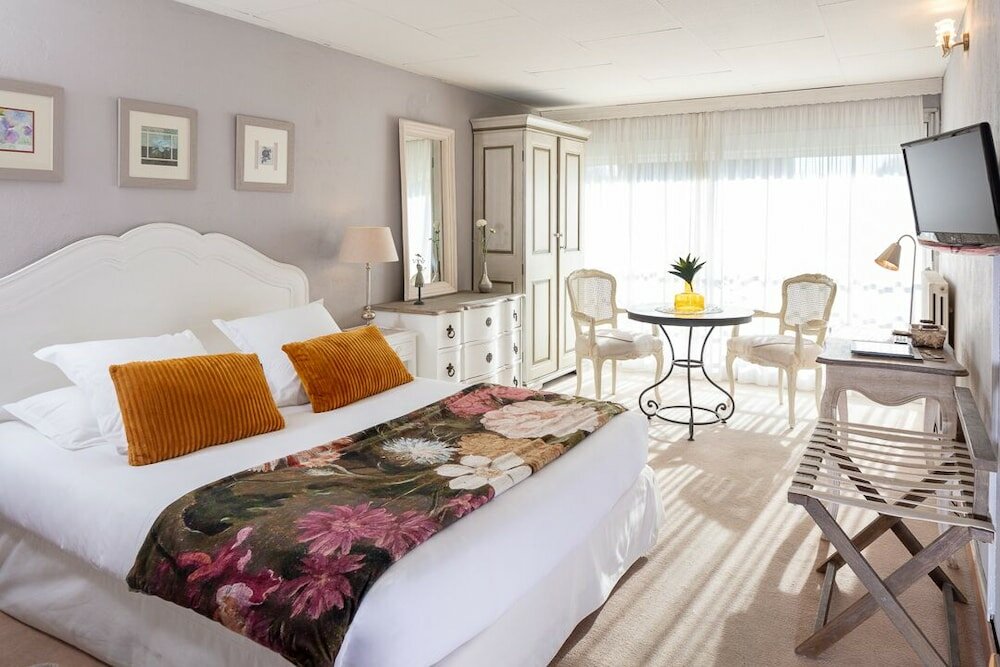 Фото Hôtel Le Castellan