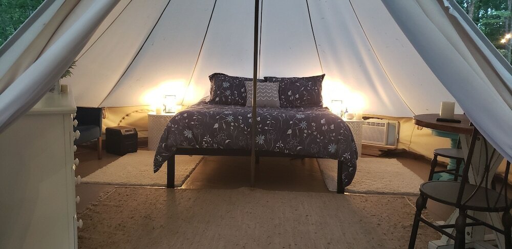 Фото Sassy Springs Retreat