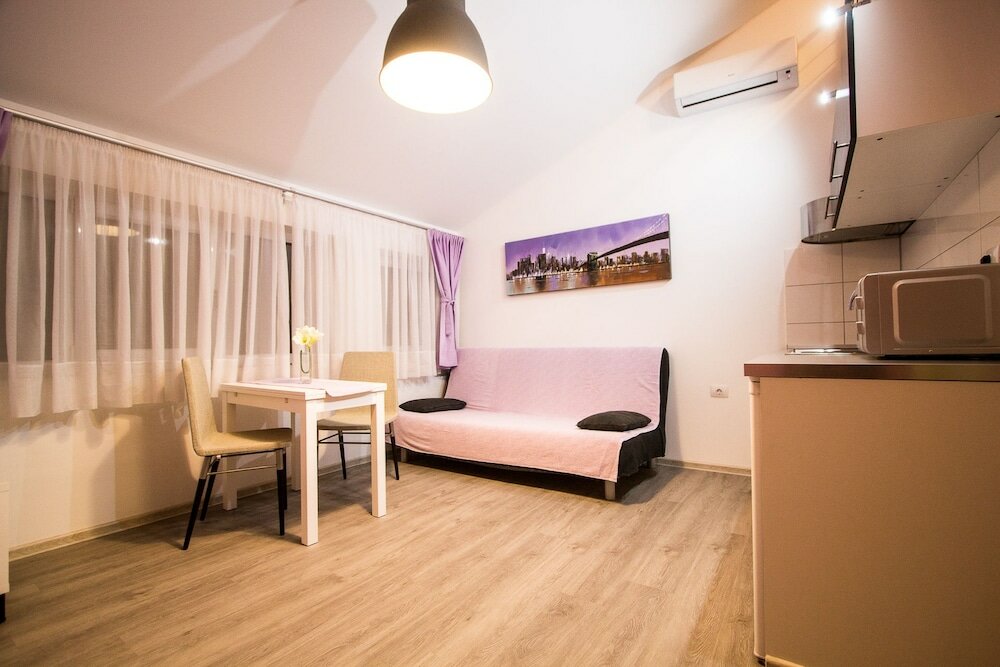 Фото Downtown Apartments Pula