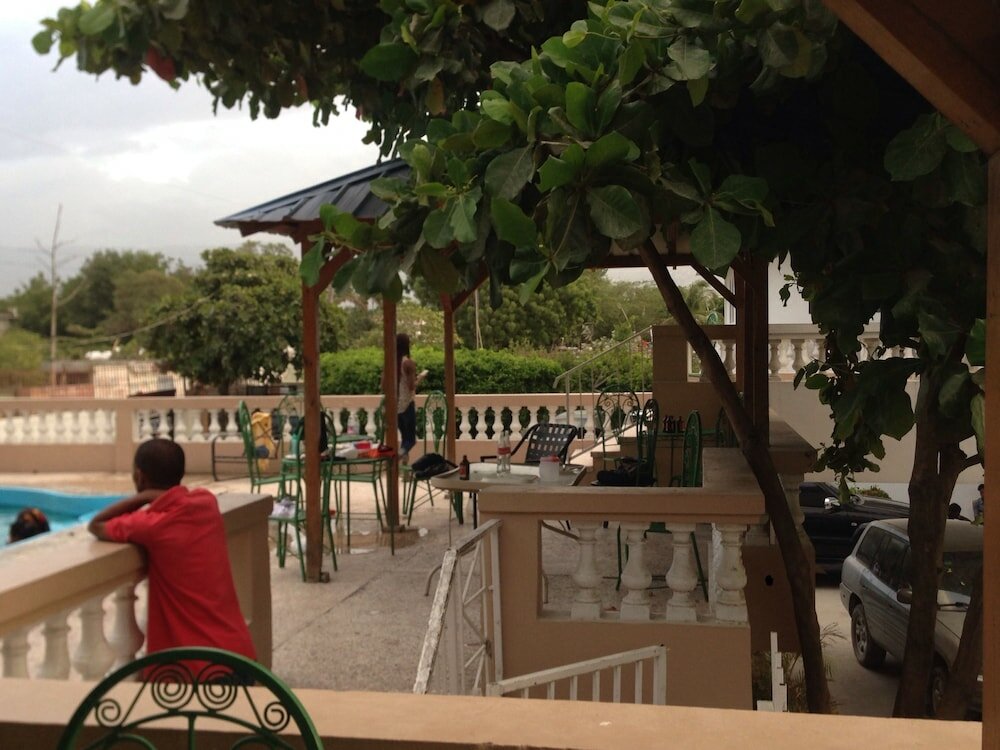 Фото отеля 3