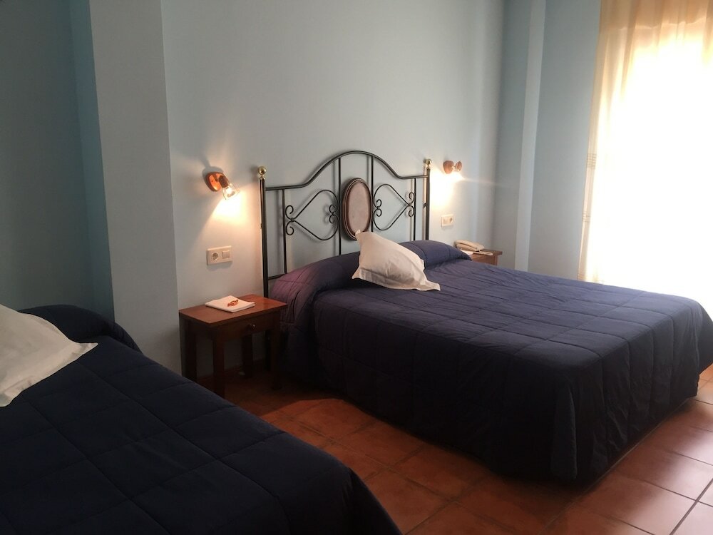 Фото Hotel Castellote