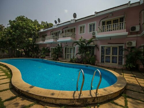 Гостиница Oyo 13345 Home Courtyard Chapora
