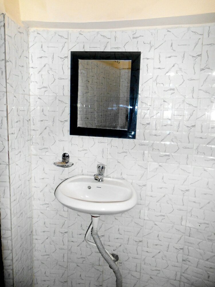 Фото Hotel Awaas Corporate Inn