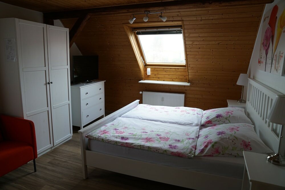 Фото Hotel Zum Grafen Hallermunt