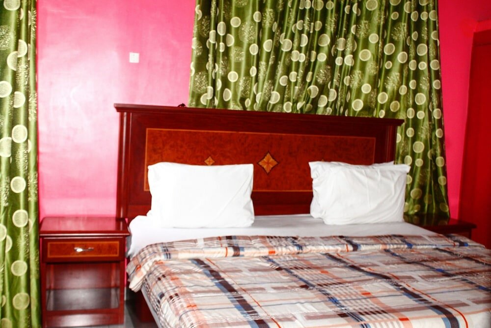 Фото Row Hotel & Suites