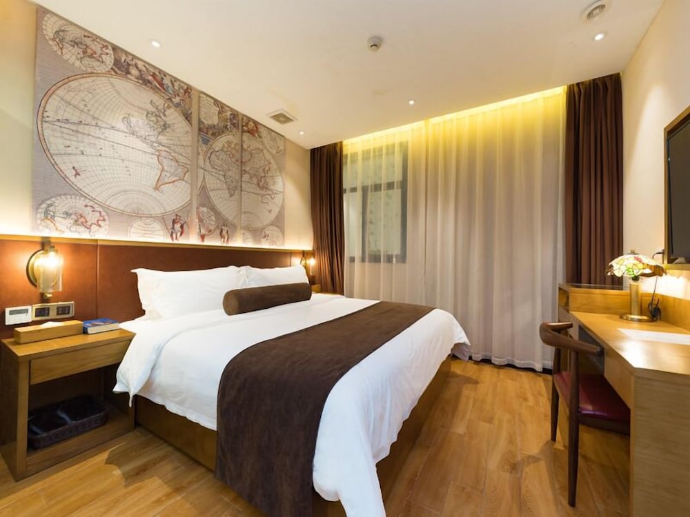 Фото James Joyce Coffetel Dongxiaonan