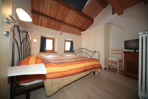 Гостиница Albergo Diffuso Valcellina e Val Vajont in Erto