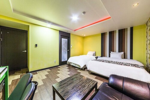 Гостиница Hotel Queen Suwon в Сувоне