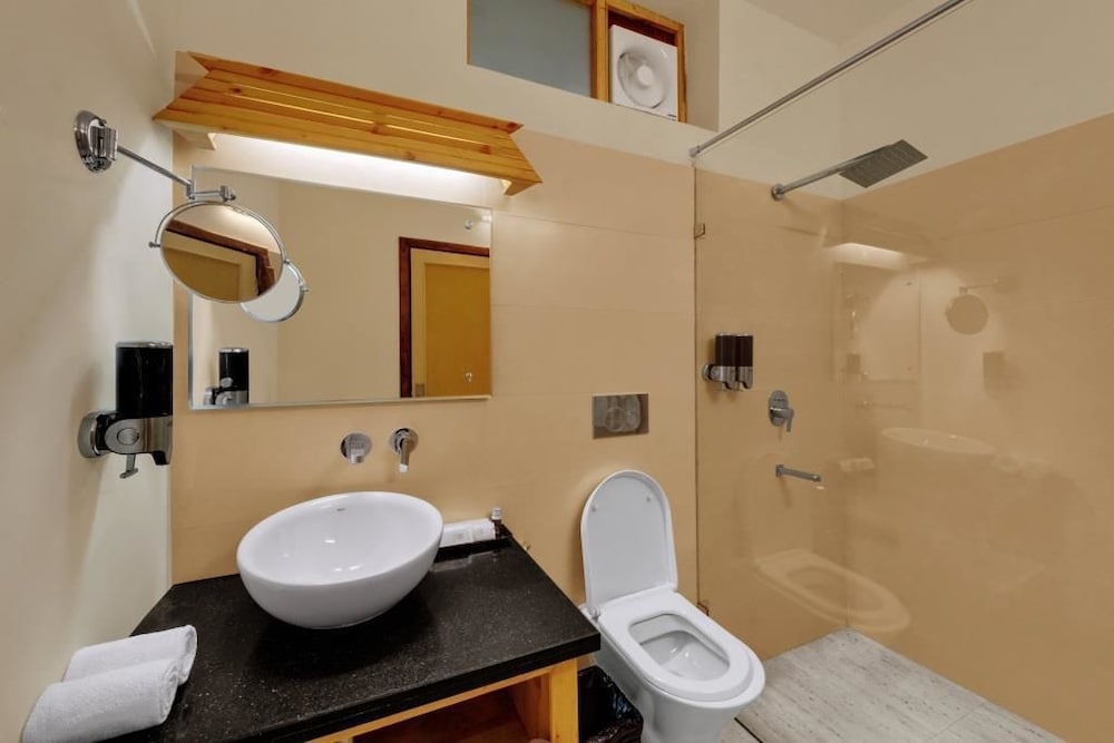 Фото Tarangi Resort and SPA