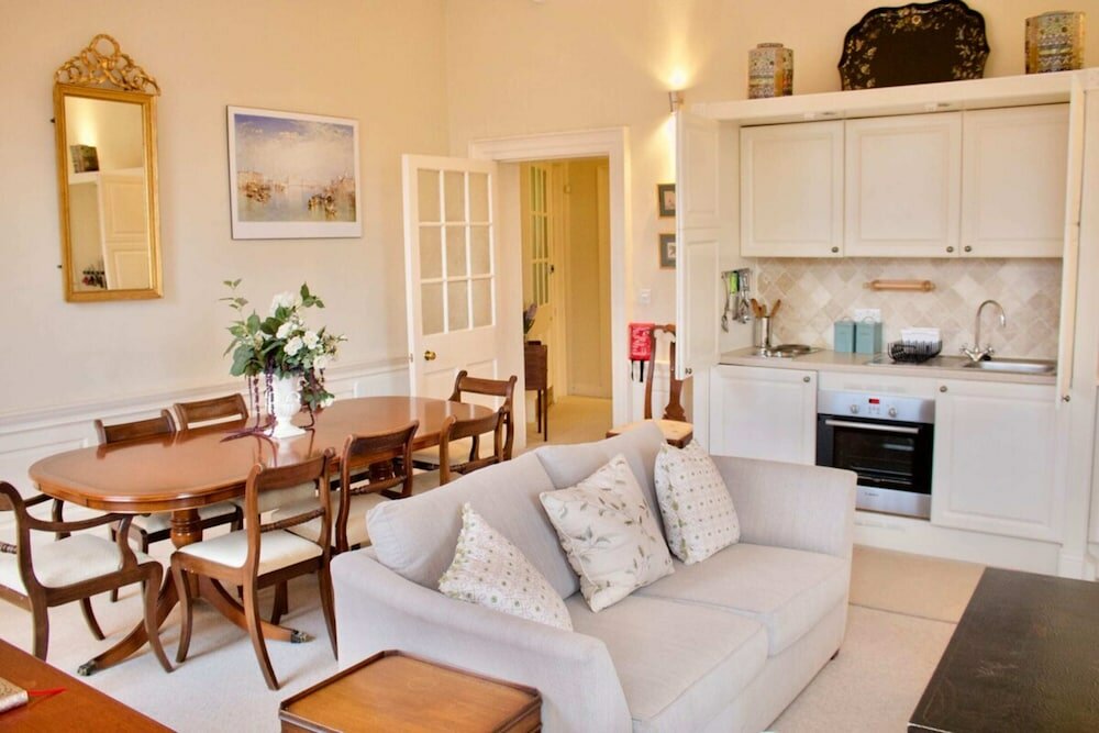 Фото Period Property on Castle Street