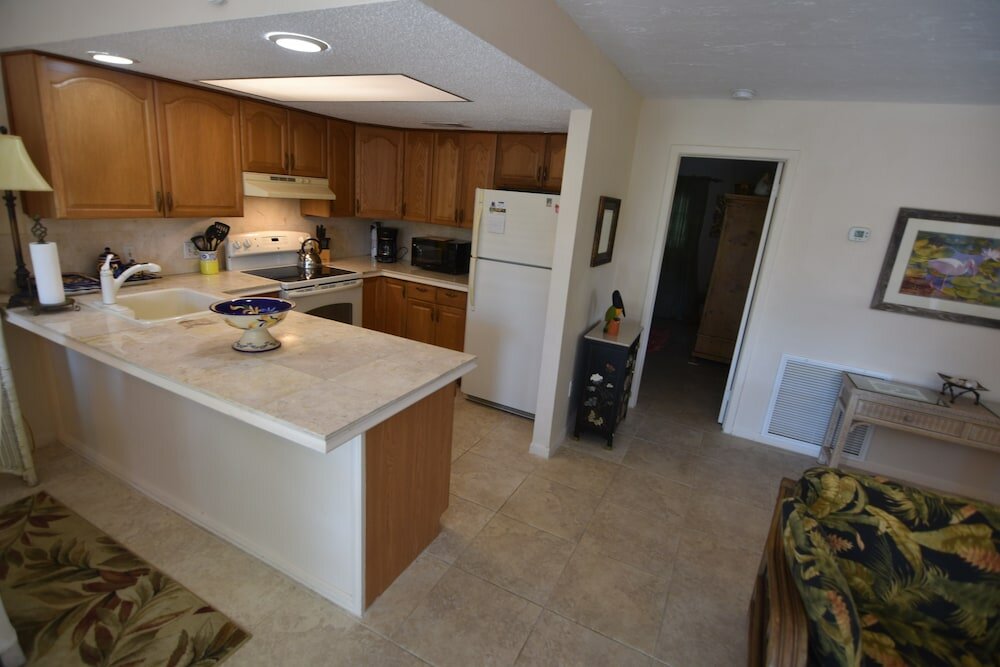 Фото Oasis at John's Pass Madeira Beach