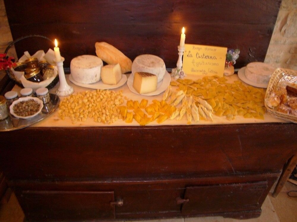 Фото Borgo Storico Cisterna