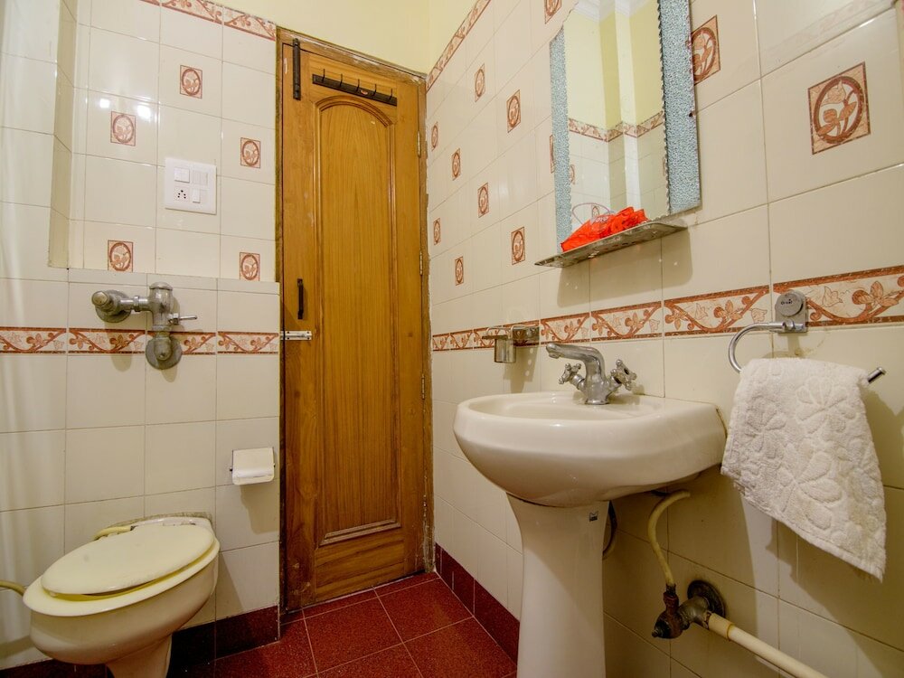 Фото Oyo 2729 Hotel Hv International