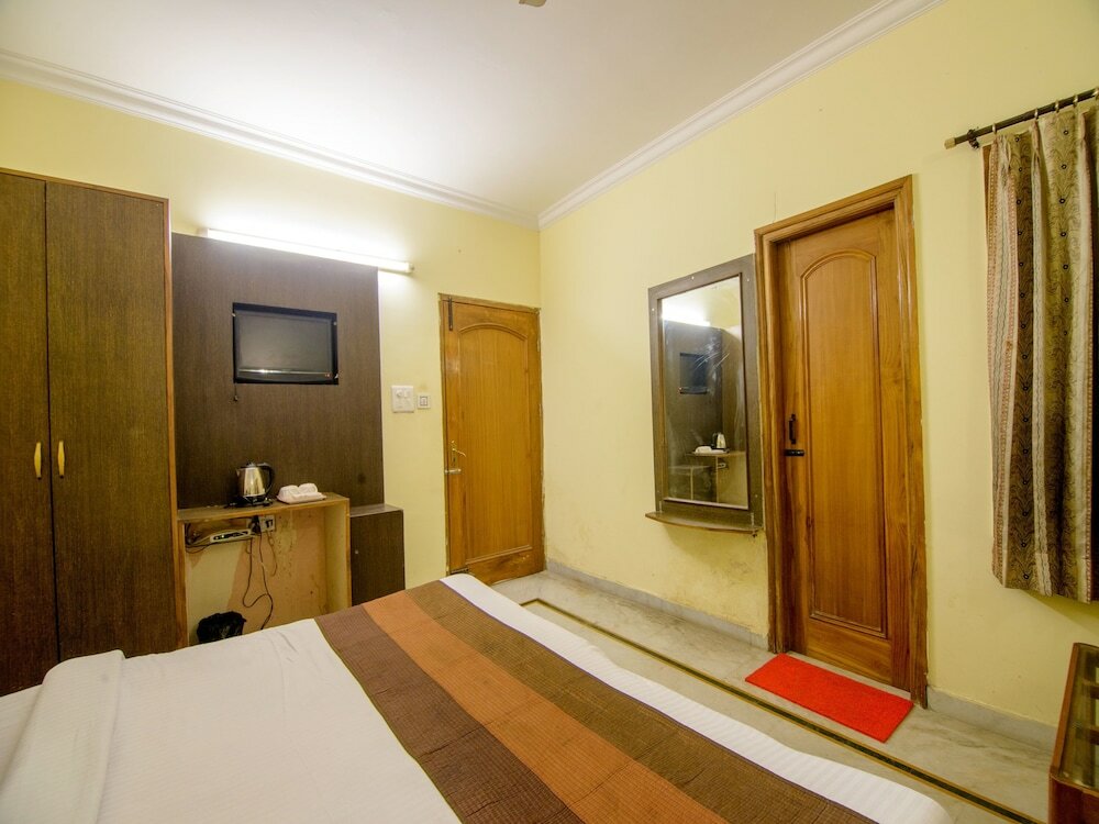 Фото Oyo 2729 Hotel Hv International