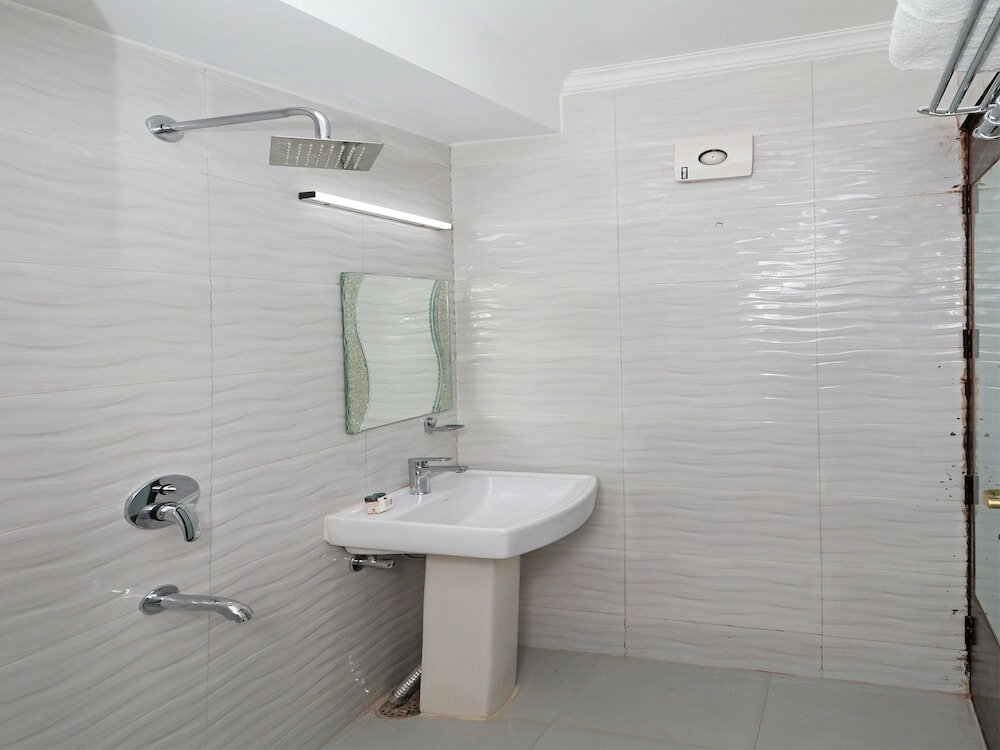 Фото Oyo Flagship 12675 Star inn