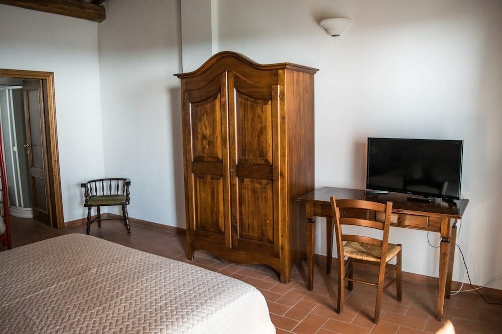 Фото Agriturismo La Poderina e Gli Olmi