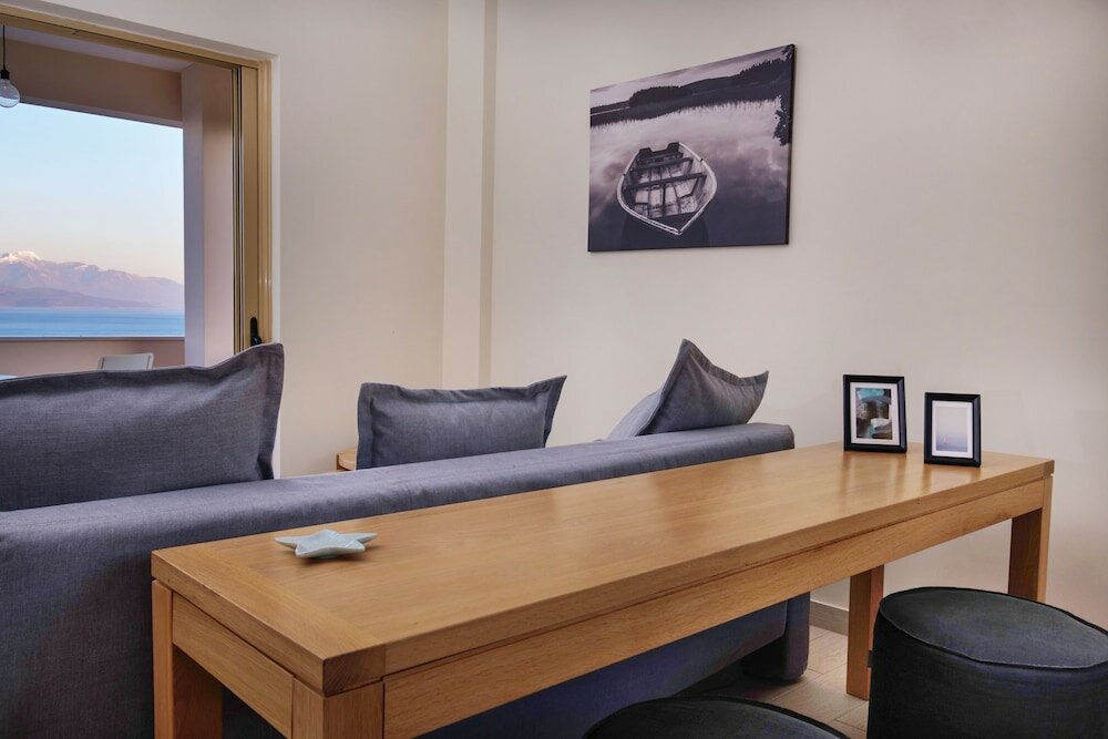 Фото Hilltop Residences