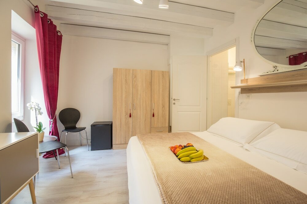 Фото Corte Realdi Boutique Rooms Garda