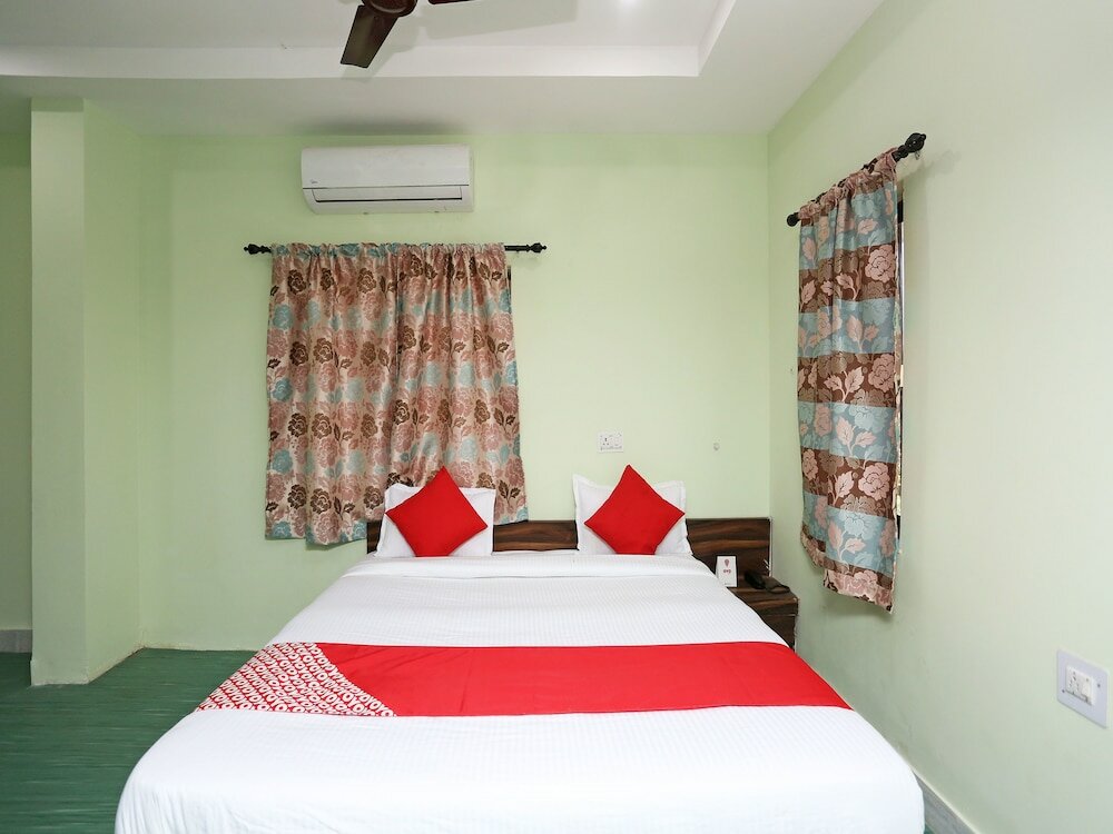 Фото Oyo 10512 Shivaas Royal