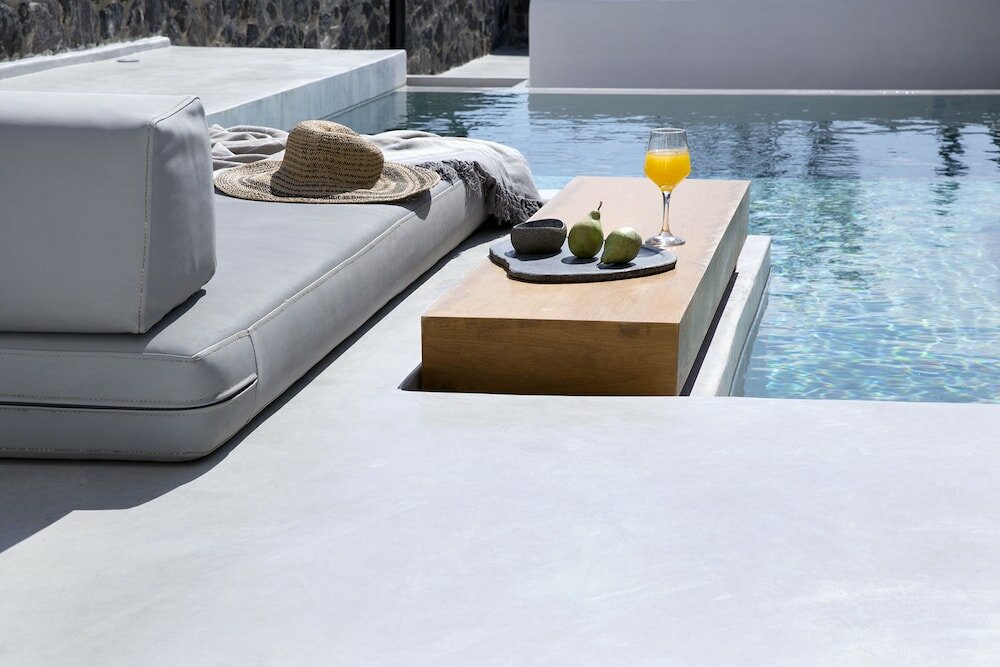 Фото June Twenty Suites