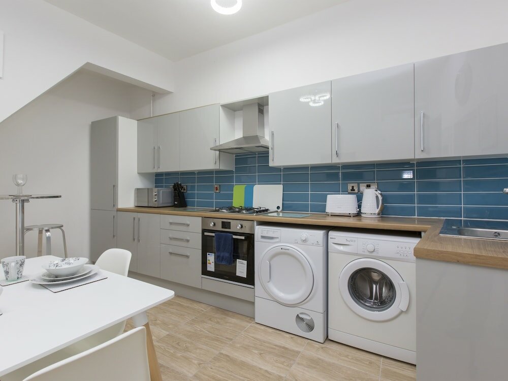 Фото Townhouse Plus @ 40 West St