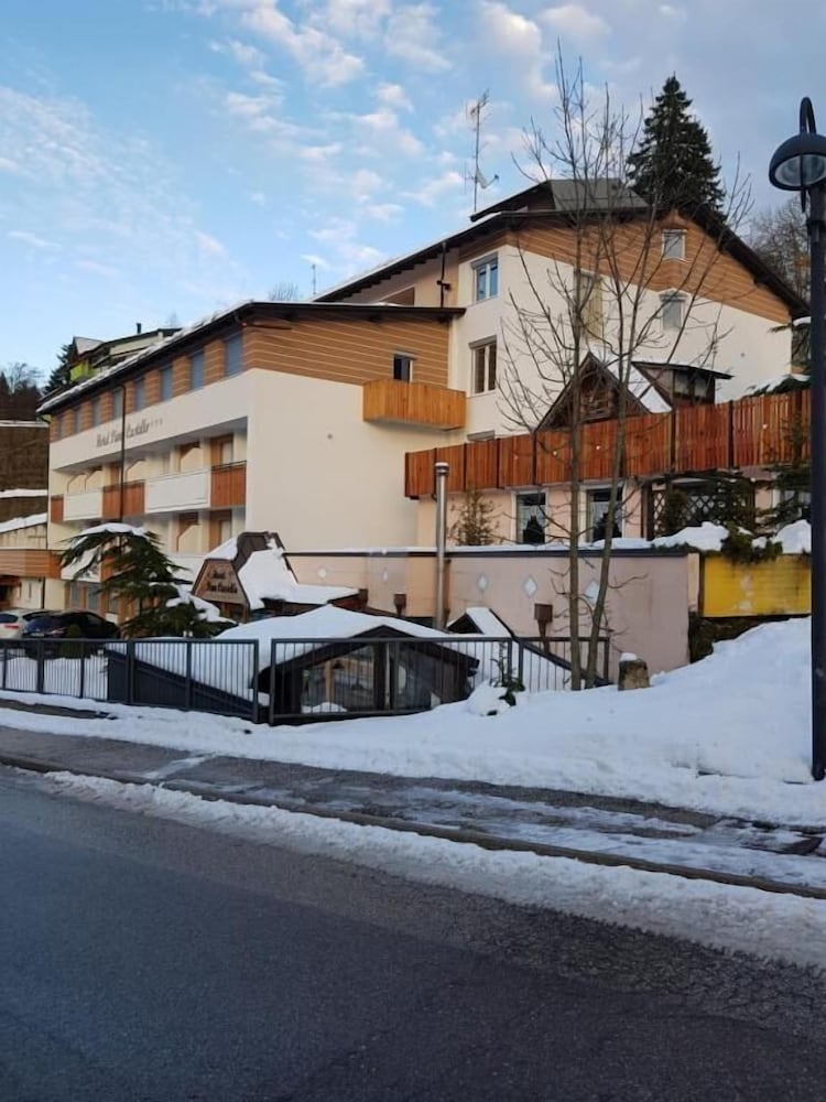 Фото Hotel Pian Castello