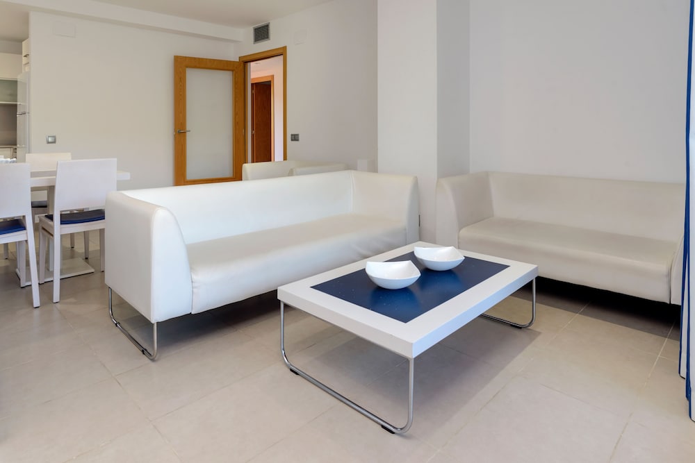 Фото Apartamentos Tossa Dreams