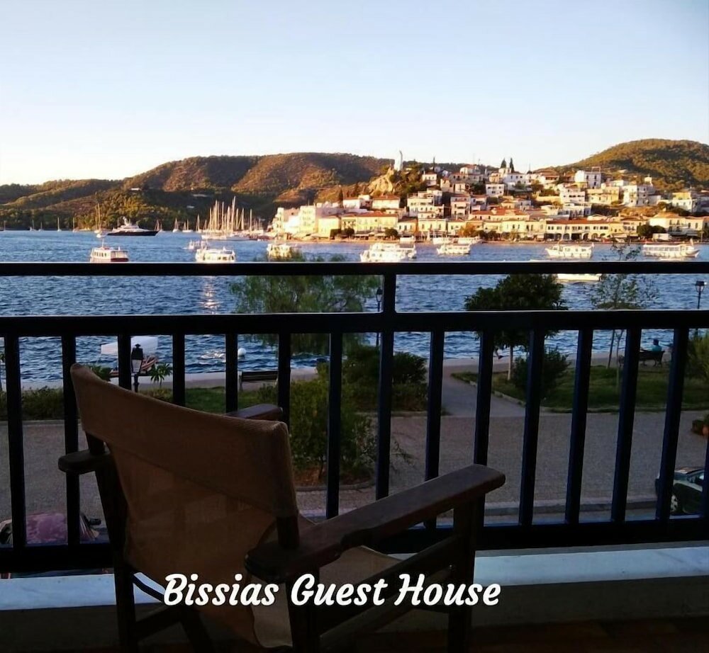 Фото Bissias Guest House