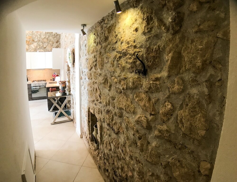 Фото Calarossa beachfront apartment