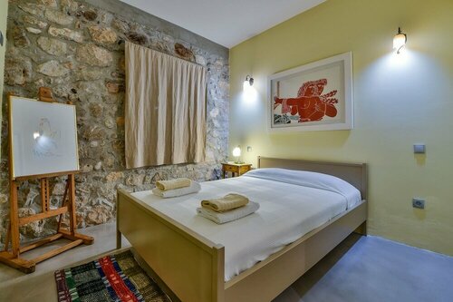 Гостиница Boutique Stone Cottage With Large Terraces