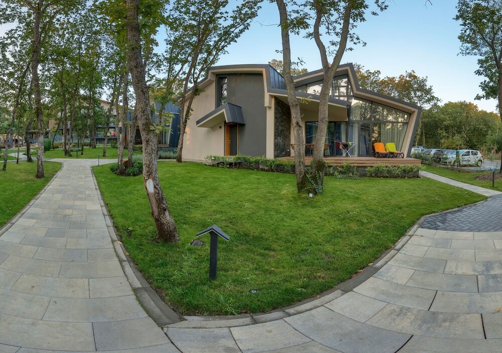 Фото Utopia Forest