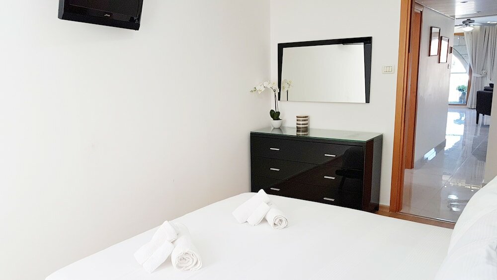 Фото Beautiful Apt Pool Hamam Sauna Y4