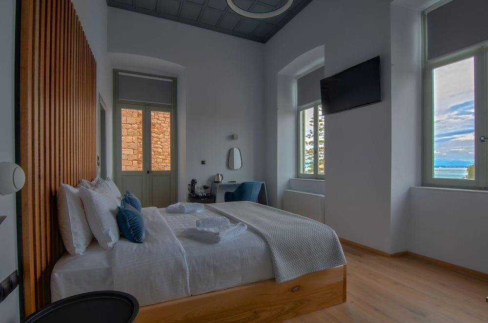 Фото Impero Nafplio Hotel & Suites