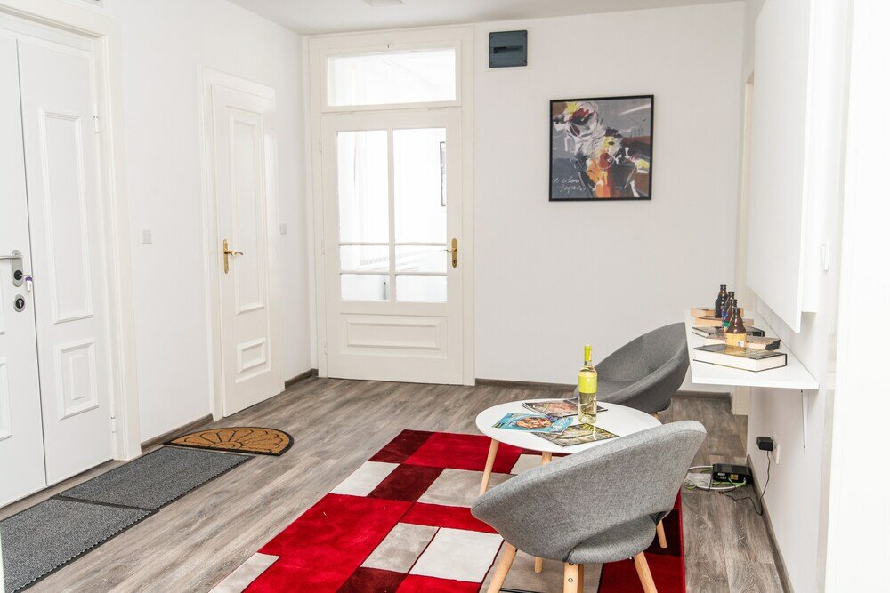 Фото Modern Apartment in the Heart of the City Center!