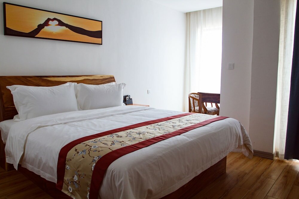 Фото Junlan Hotel