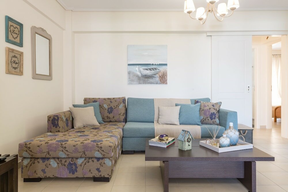 Фото New Stylish Apartment with Sea View