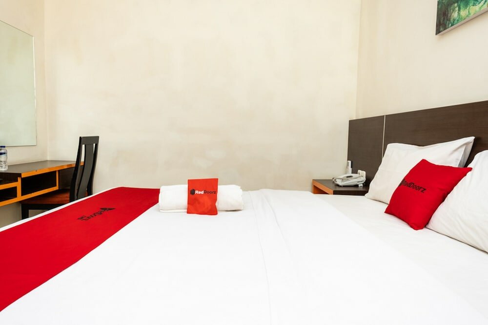 Фото RedDoorz @ Pelita Raya Rappocini