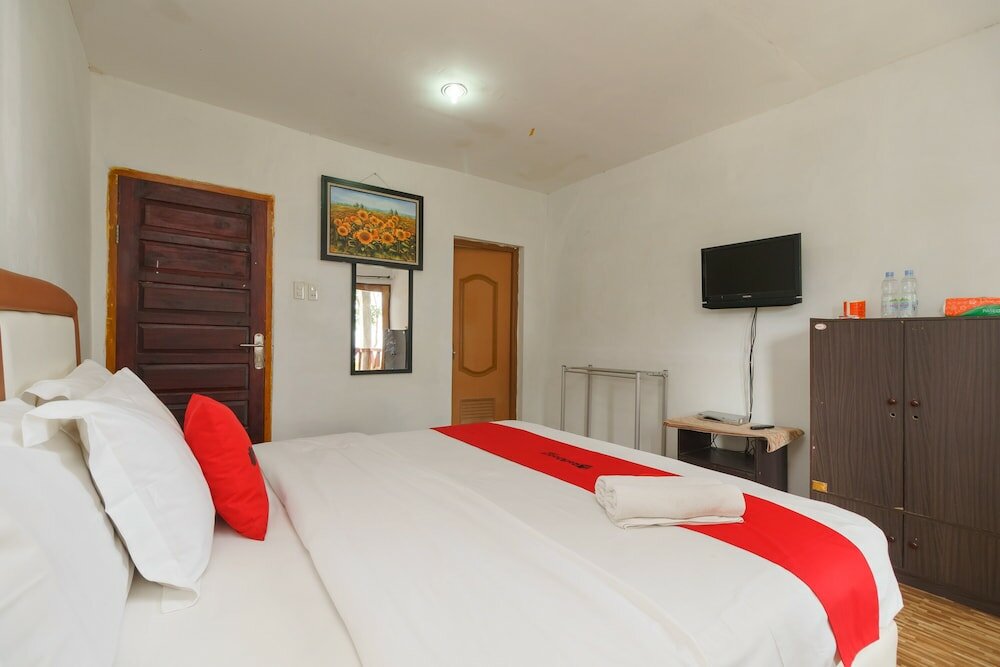 Фото RedDoorz Syariah @ Sumur Tiga Beach Sabang