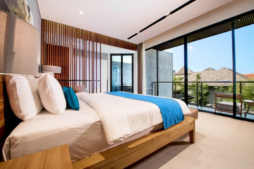 Фото Villa DeDayuh Seminyak