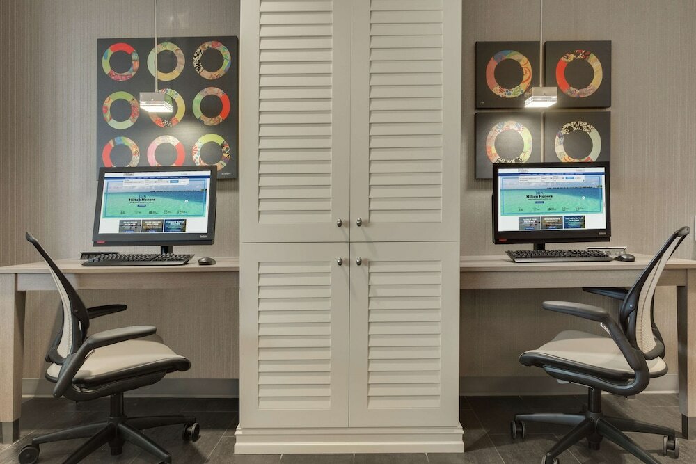 Фото Home2 Suites by Hilton Clermont